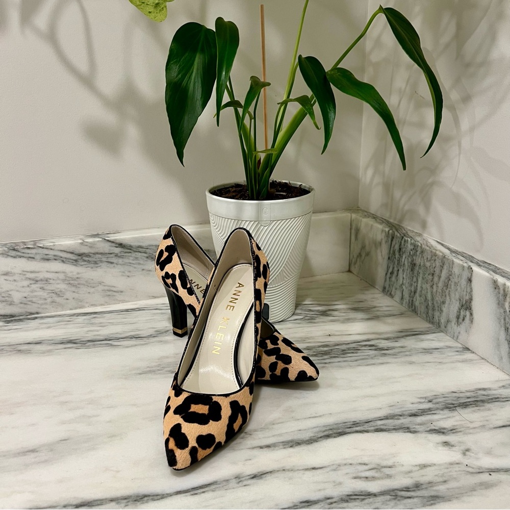 Anne Klein Leopard-Pattern Pointed Toe Pumps in B… - image 1